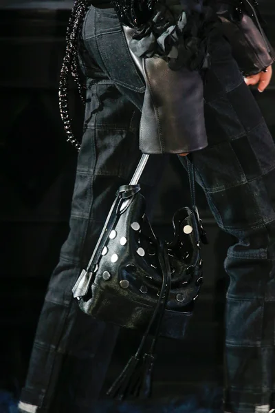 Look 52